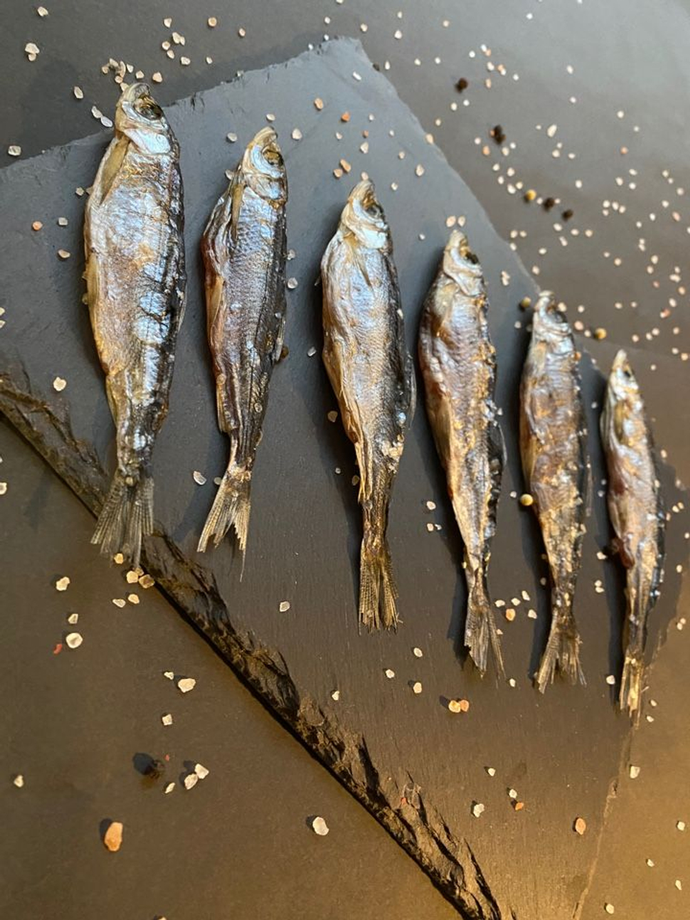 Ряпушка вяленая с икрой, слабосоленая, 100 грамм, Ладожское озеро