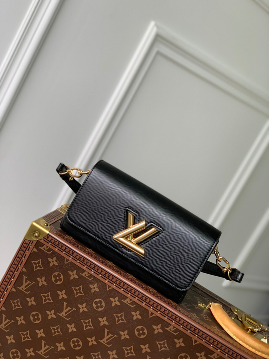Louis Vuitton Twist West