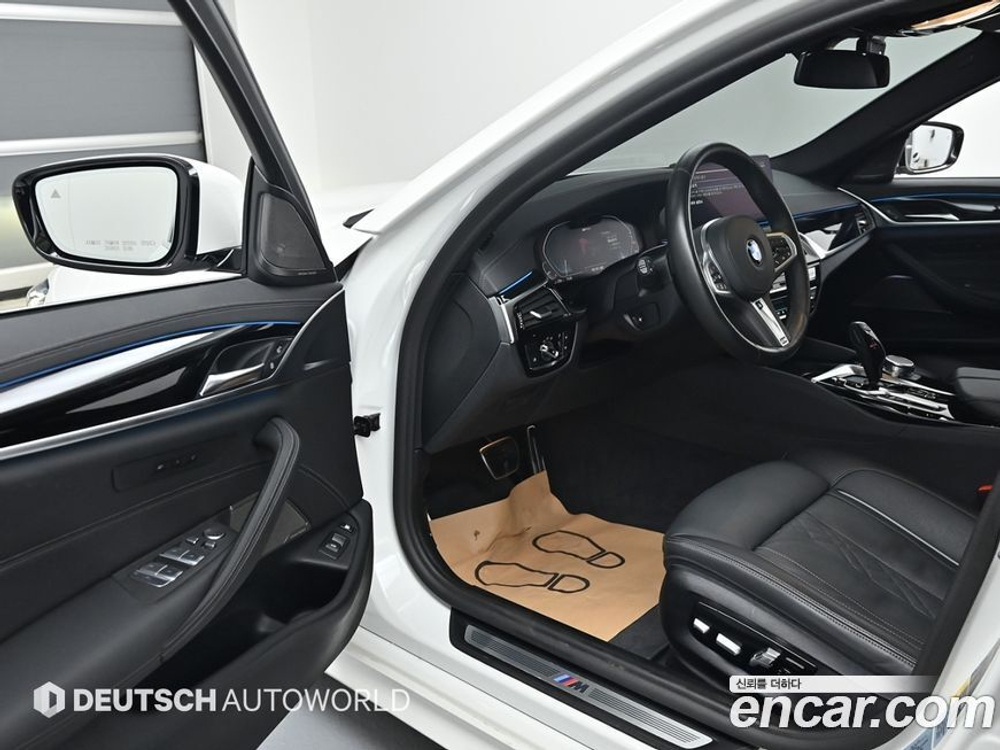 BMW 5 Series (G30) 530e M Sports (02.2021)