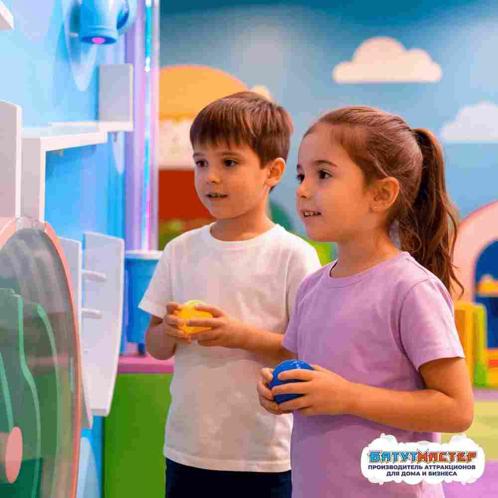 Интерактивный игровой комплекс «Неоновый поток», 2,44×0,5×2,44 м