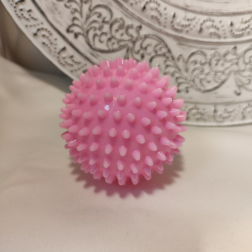 Мяч массажный. Диаметр 7 см. жесткий