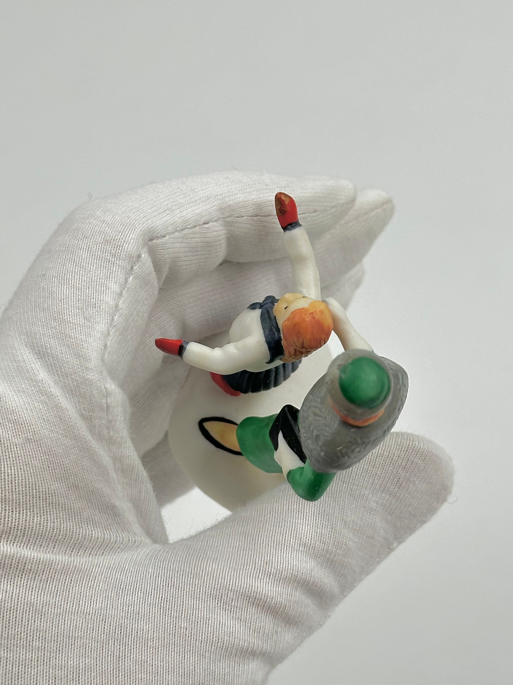 Фигурка Женщина с девочкой Department 56