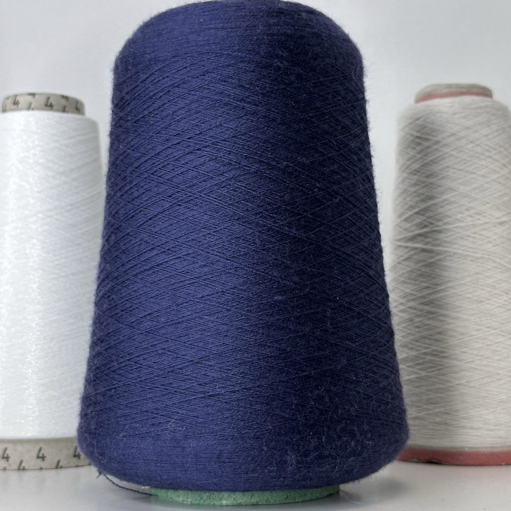 LOUVRE - CARIAGGI для Brunello Cucinelli; 90% меринос, 10% кашемир; 3000м/100гр; Pta: 42676; Col.2563 фиолетово-синий;