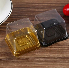 Упаковка - купол квадрат (дно золотое) 8.5х8.5 см. 1 шт