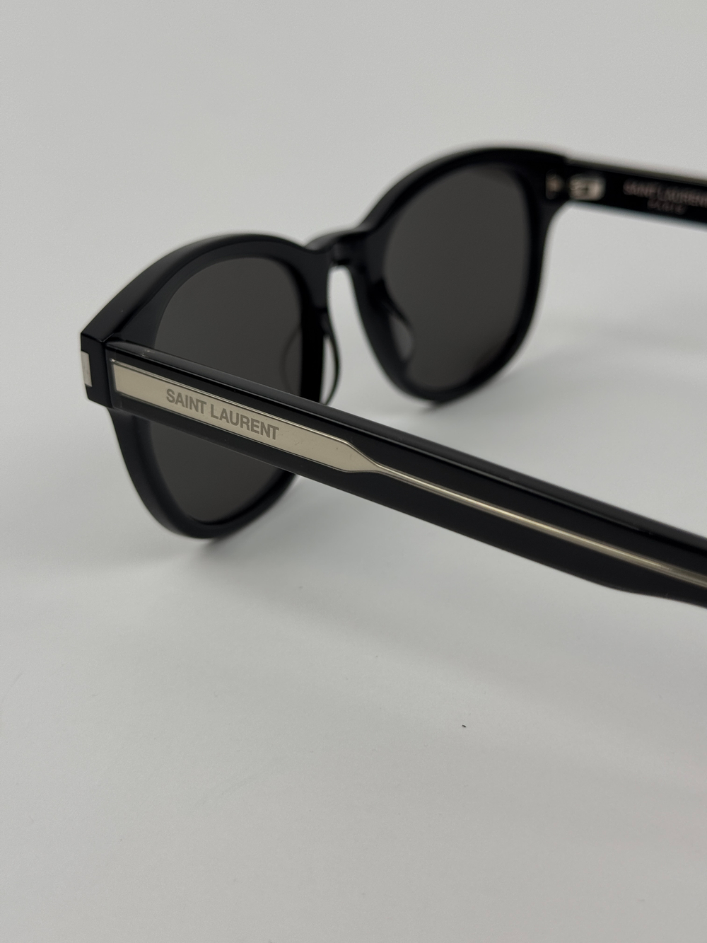 Очки Saint Laurent