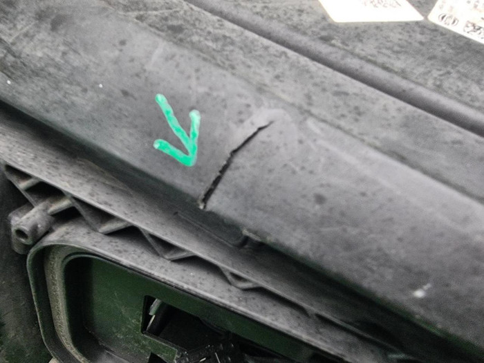 Фара правая Mercedes C w205 (2018-2023) LED