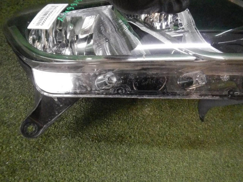 Битая Фара правая Lada Largus 1 (2021-н.в.) галоген