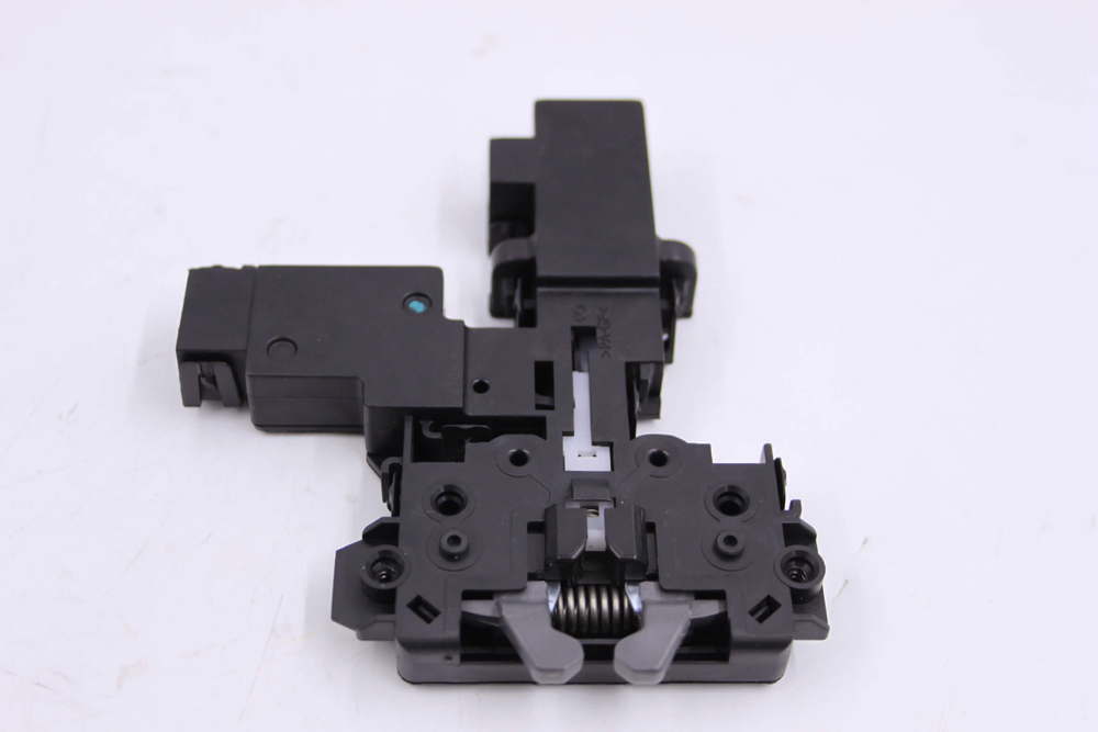 Замок дверцы 889.110000 посудомоечной машины Midea