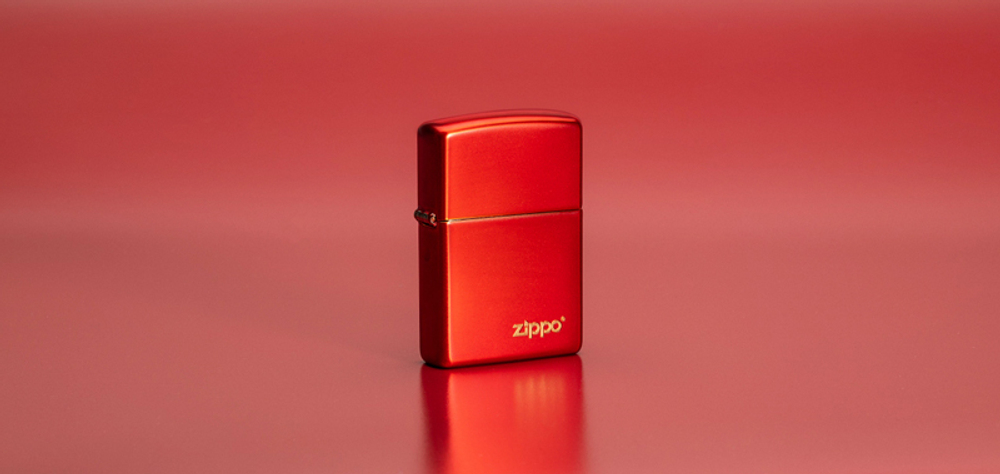 Зажигалка Classic Metallic Red ZIPPO 49475ZL
