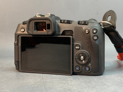 Canon EOS RP 3.200 кадров
