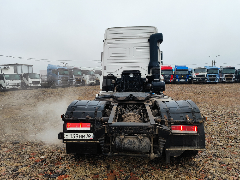 КамАЗ 5490 4x2 Седельный тягач 5490-053-87(S5) (Дизельный, 12,0 л, 401 л.с., АТ)