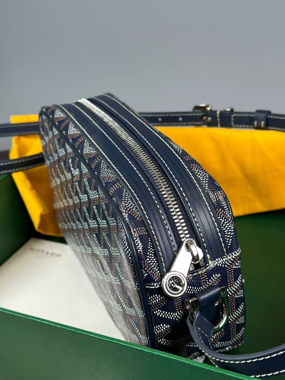 Сумка-мессенджер Goyard