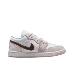 Женские кроссовки Air Jordan 1 Low 'Light Soft Pink' IB8859-101