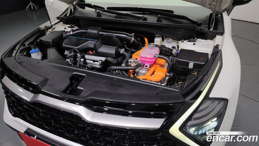 Kia Sportage 5 Generation Hybrid Noblesse 그래비티 2WD (08.2022)