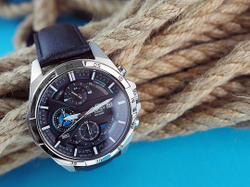 Часы Casio EFR-556L-1A