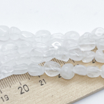 Кварц белый бусины, галтовка, размер около 6,5-9,5 мм, цена за нить 38 см