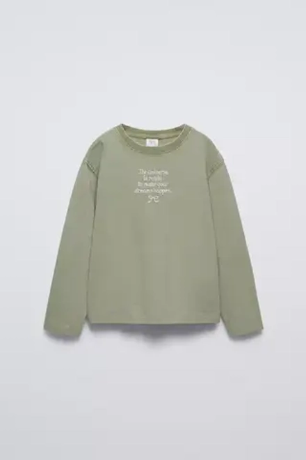 ZARA ФУТБОЛКА С ВЫШИВКОЙ, ХАКИ