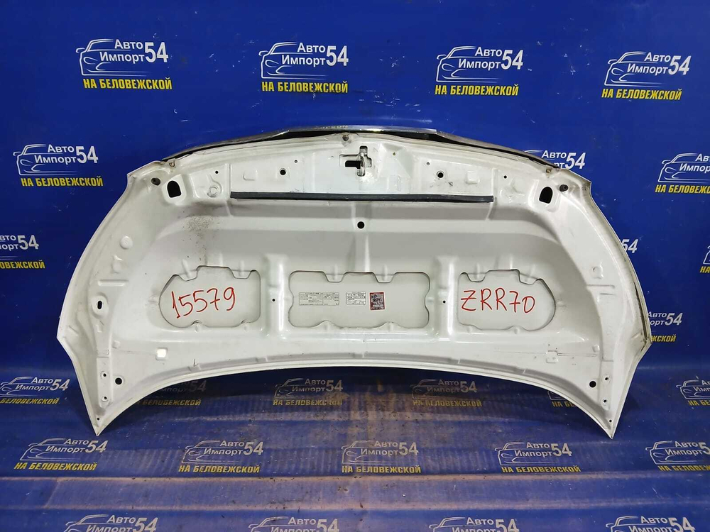 Капот TOYOTA NOAH 2010-2013