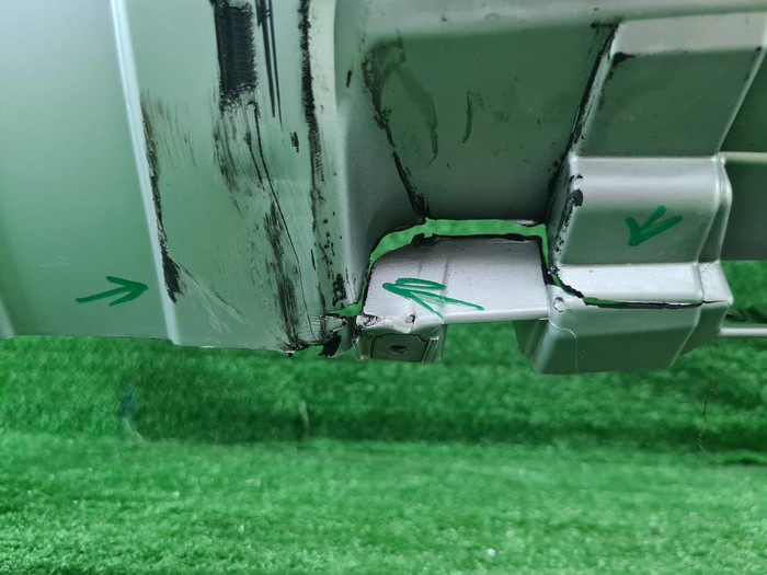 Бампер задний Land-Rover Defender 2 L663 (2019-н.в.)