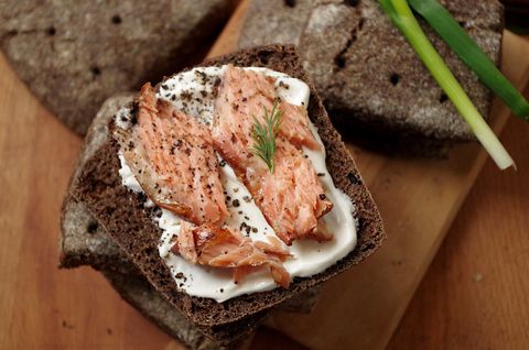 Ржаные горбушки с солодом на закваске и немного Таллина :)