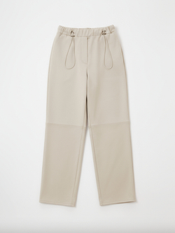 Объёмные брюки-карго