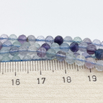 Флюорит граненый бусины, размер около 4,2 мм, цена за отрезок 19 см (1/2 нити)