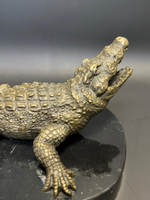 Бронзовая скульптура «Крокодил»