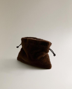 ZARA HOME МИНИ-СУМОЧКА ИЗ ИСКУССТВЕННОГО МЕХА, ШОКОЛАДНЫЙ