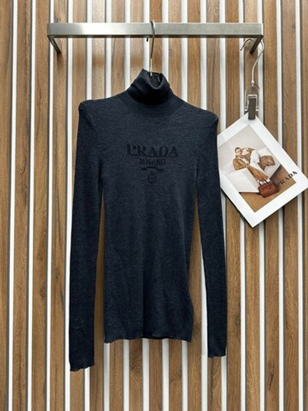 Водолазка Prada