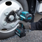 Аккумуляторный ударный гайковерт XGT Makita TW001GZ(R)