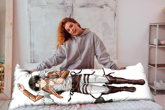 Дакимакура Леви Аккерман и Эрен Йегер