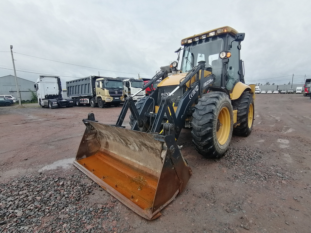 BIZON 888 Экскаватор-погрузчик 888 (Дизельный, 4,4 л, 102 л.с., АТ)