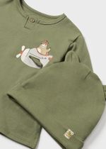 лонгслив с брюками и шапочкой