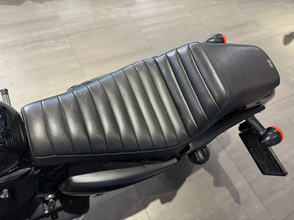 HARLEY-DAVIDSON XL1200