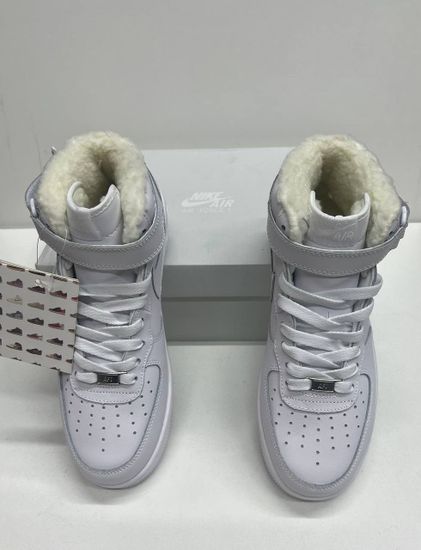 Кроссовки Nike Air Force 1 High White с мехом