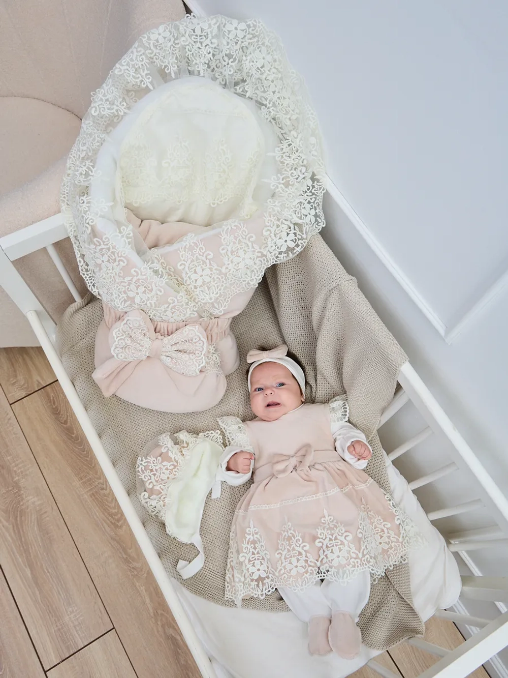 Конверт на выписку зима для новорожденных девочек