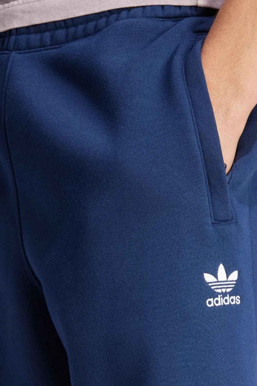 Шорты adidas Trefoil Essentials