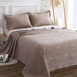 Покрывало 230х250 и 2 декоративные наволочки Arya home Arreda светло-коричневый