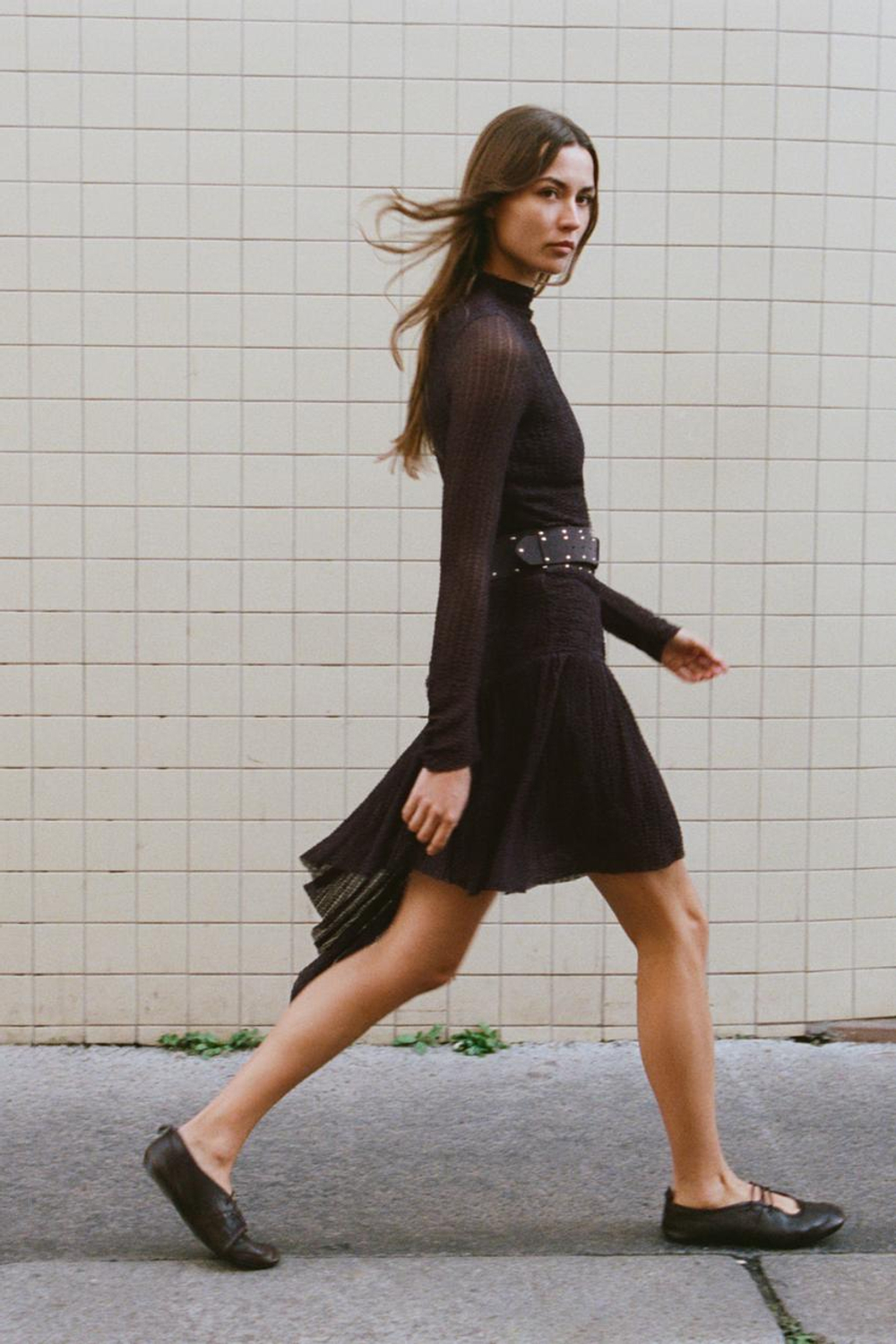 ZARA КОЖАНЫЕ БАЛЕТКИ СО ШНУРОВКОЙ, КОРИЧНЕВЫЙ