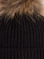 Шапка детская зимняя на завязках с помпоном