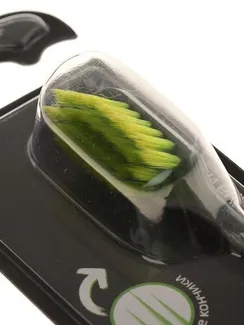 Зубная щётка D.I.E.S Pine Wood с экстрактом сосны, мягкая, 1 шт.