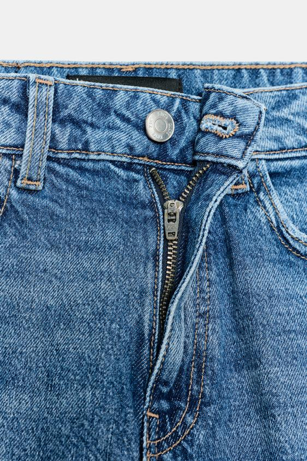 ZARA ДЖИНСЫ Z.01 MOM FIT С ВЫСОКОЙ ПОСАДКОЙ, ВЫЦВЕТШИЙ СИНИЙ