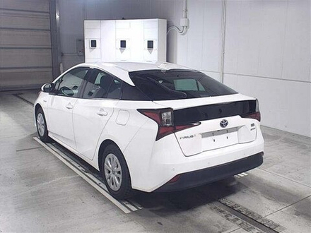 TOYOTA Prius ZVW50 2020г.
