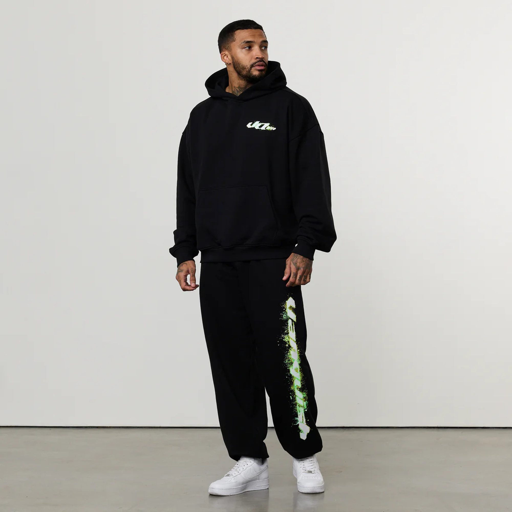 Толстовка VANQUISH Acid Oversized Hoodie Black