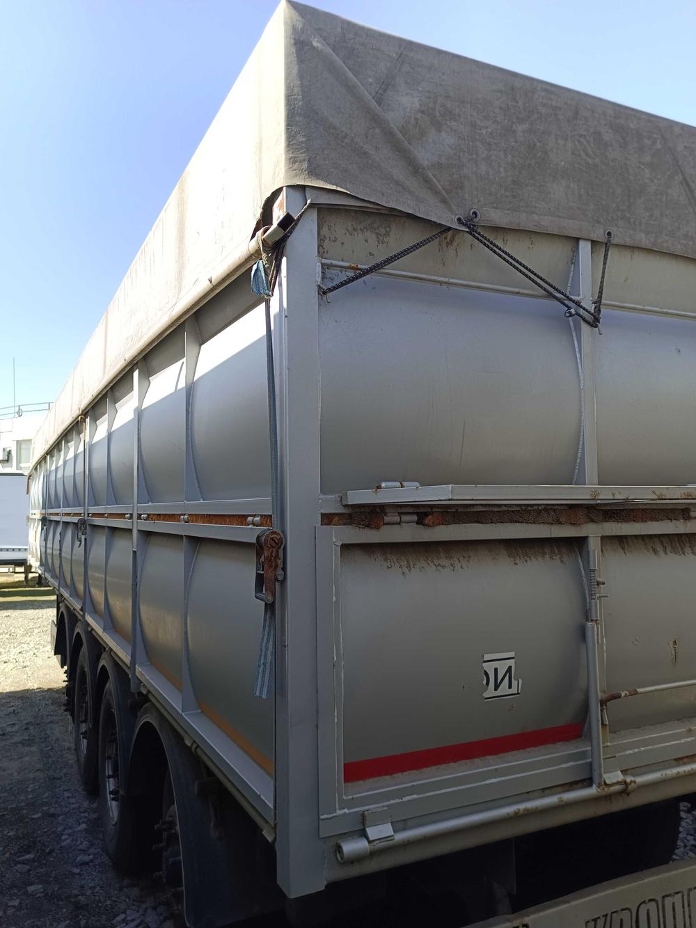 КРОПКУЗОВ 85057* Полуприцеп бортовой 85057B