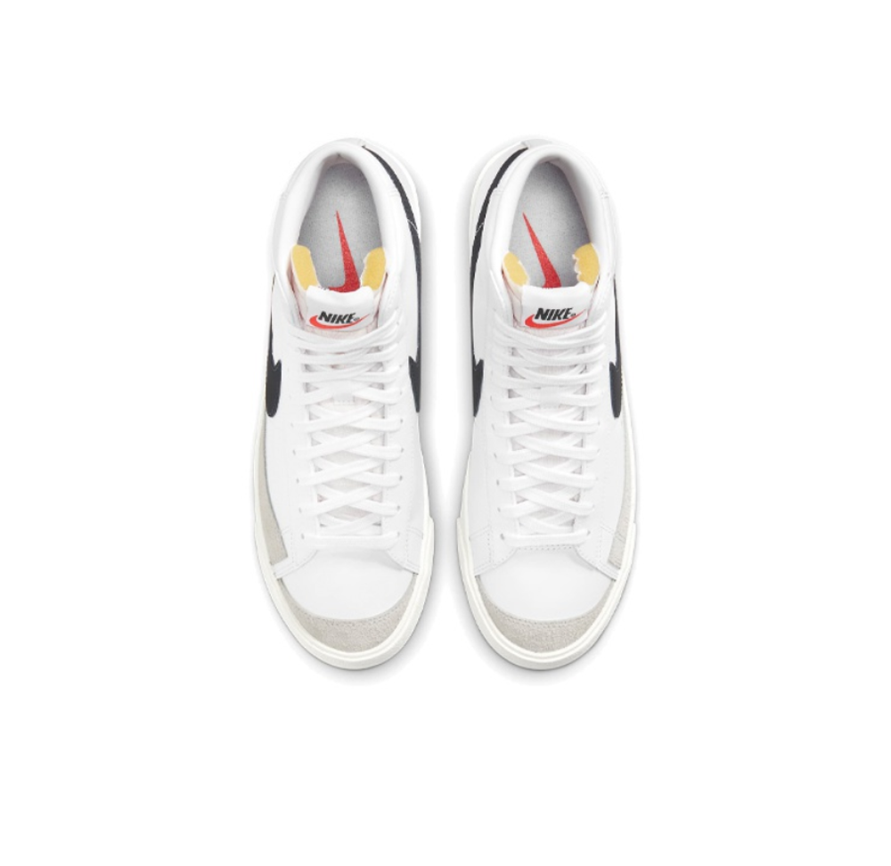 Кроссовки Nike Blazer Mid '77 Vintage 'White Black Beige' BQ6806-100