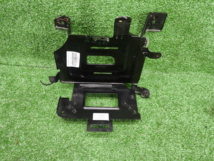 Кронштейн АКБ Chery Arrizo 8 (2022-н.в.)