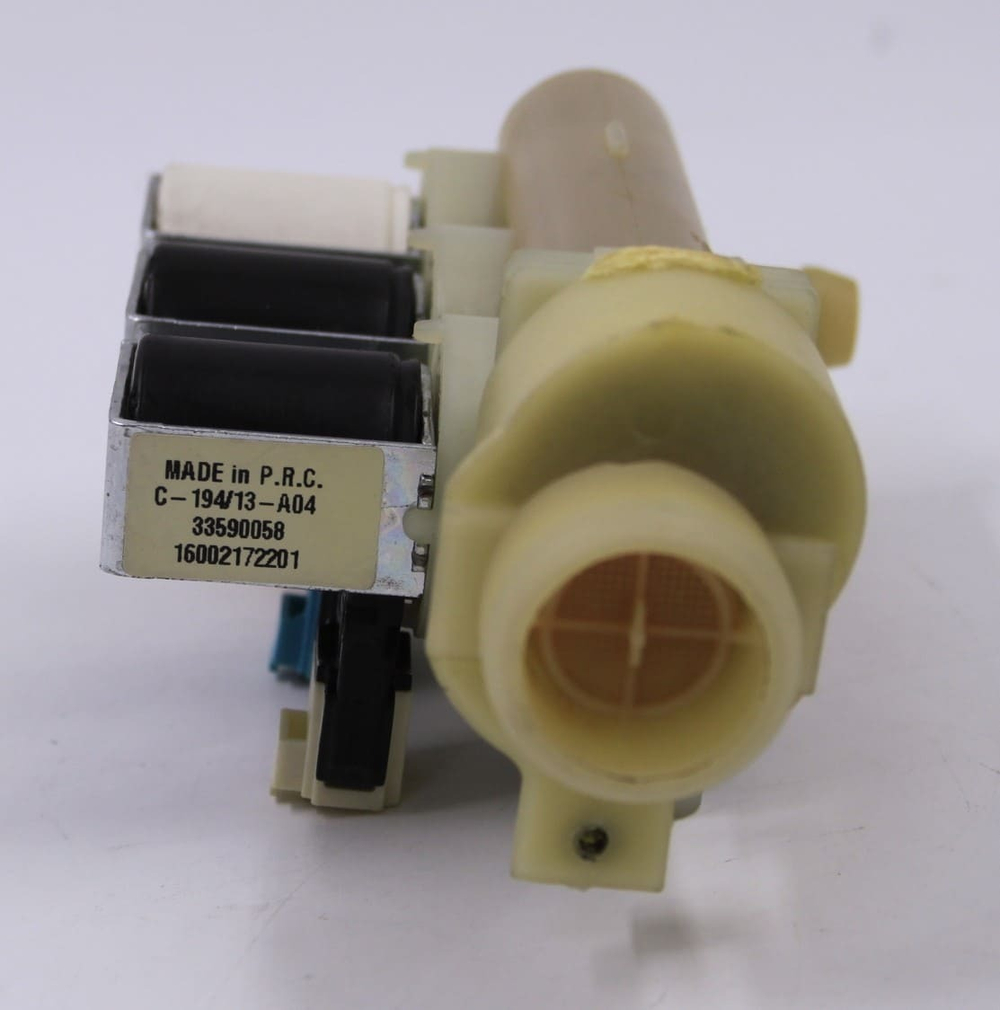 Электромагнитный клапан подачи воды для стиральной машины Indesit, Ariston (тройной, под фишку) C00110331