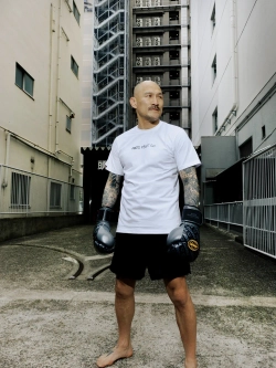 Футболка MANTO x KTOF GLOVES белая
