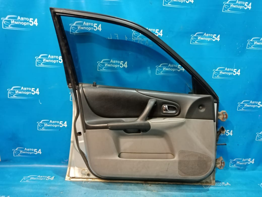 Петля двери передней левой MAZDA FAMILIA 2001